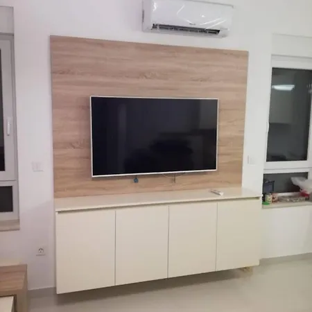 My Paradies - Studio****