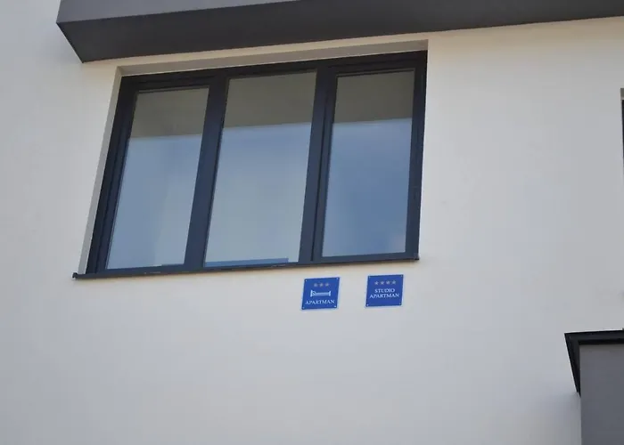 My Paradies - Studio****